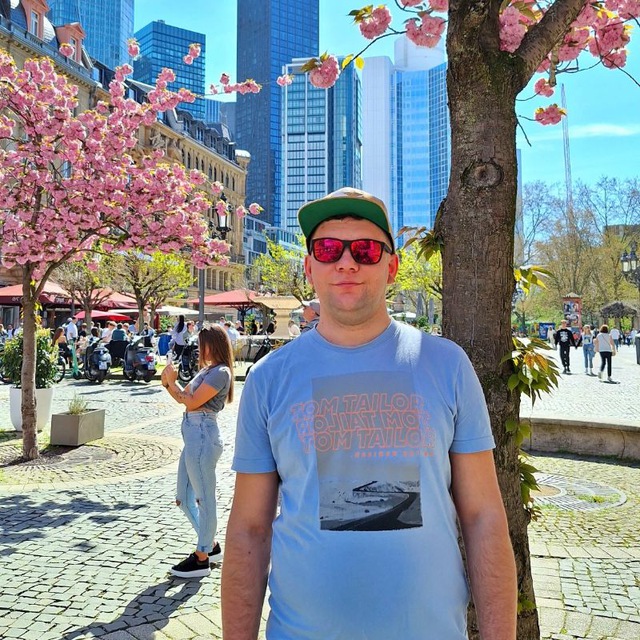 big photo