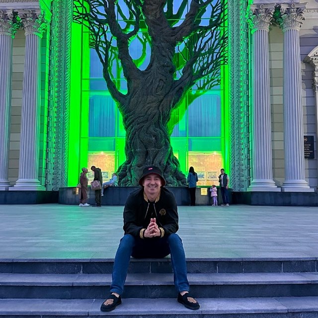 big photo