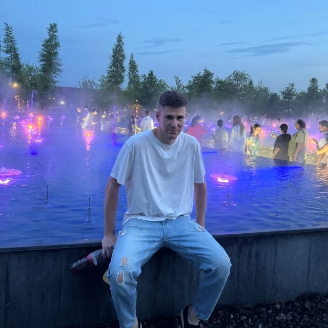 big photo