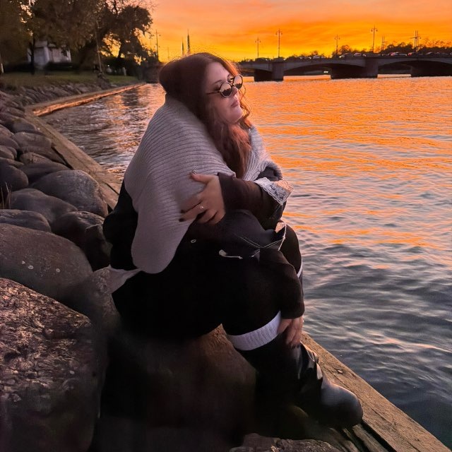 big photo