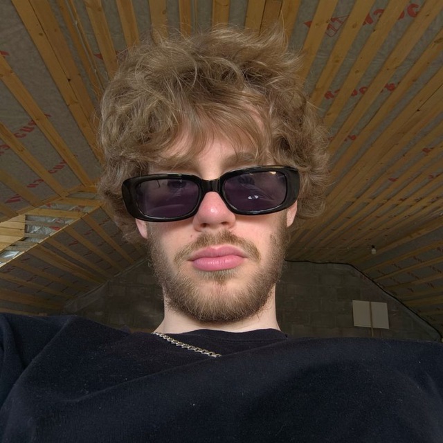 big photo