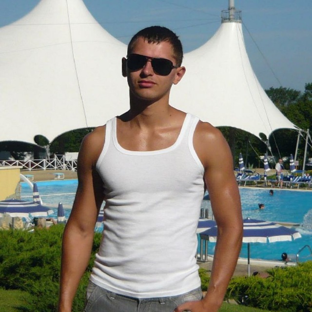 big photo
