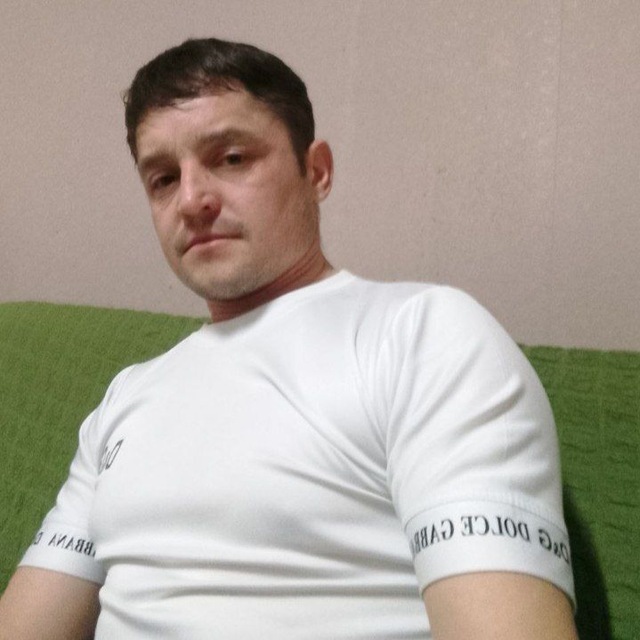 Артём