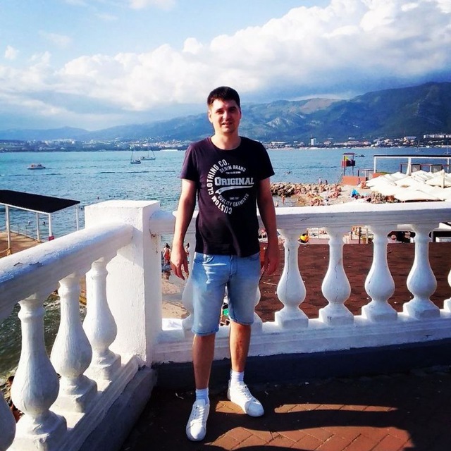big photo